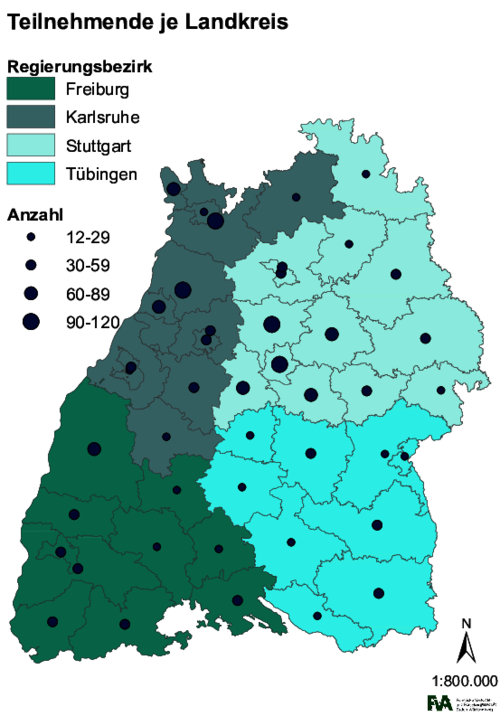 Landkarte Baden-Württembergs mit Landkreisgrenzen. Anhand unterschiedlich großer eingezeichneter Kreise sind die Anzahl an Umfrageteilnehmenden pro Landkreis abgebildet. 