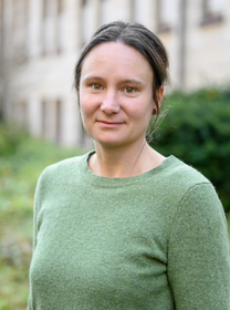 Dr. Anja Bindewald